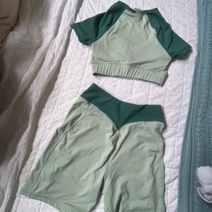 BO + Tee matching set